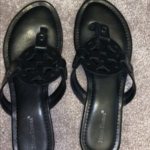 All Black Pierre Dumas Sandals